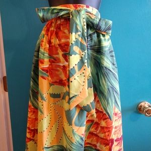 NWT Tropical Swing Skirt